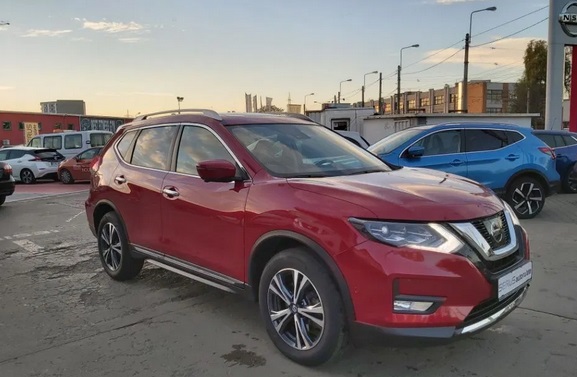 Nissan X-Trail 7 locuri