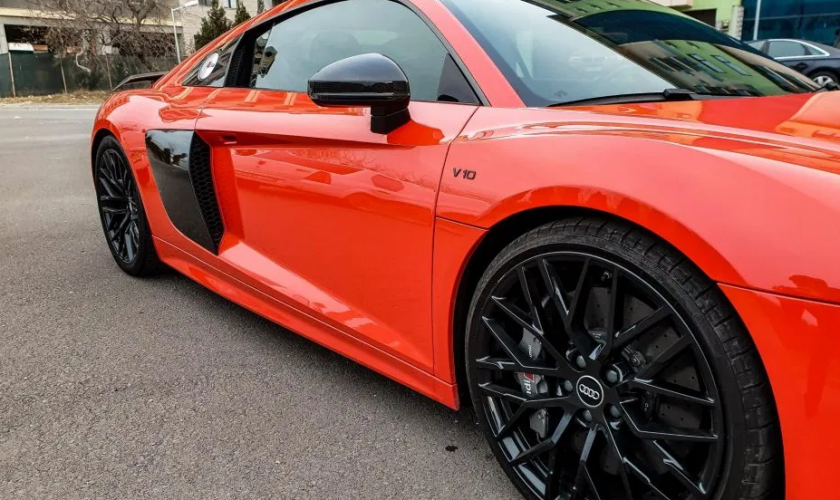 Cât costă cel mai scump Audi R8 scos la vânzare pe autovit.ro