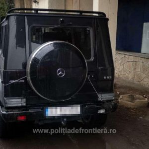 Un superb Mercedes-AMG G 63 a fost oprit de Poliție. Șoferul a avut o mare surpriză - FOTO