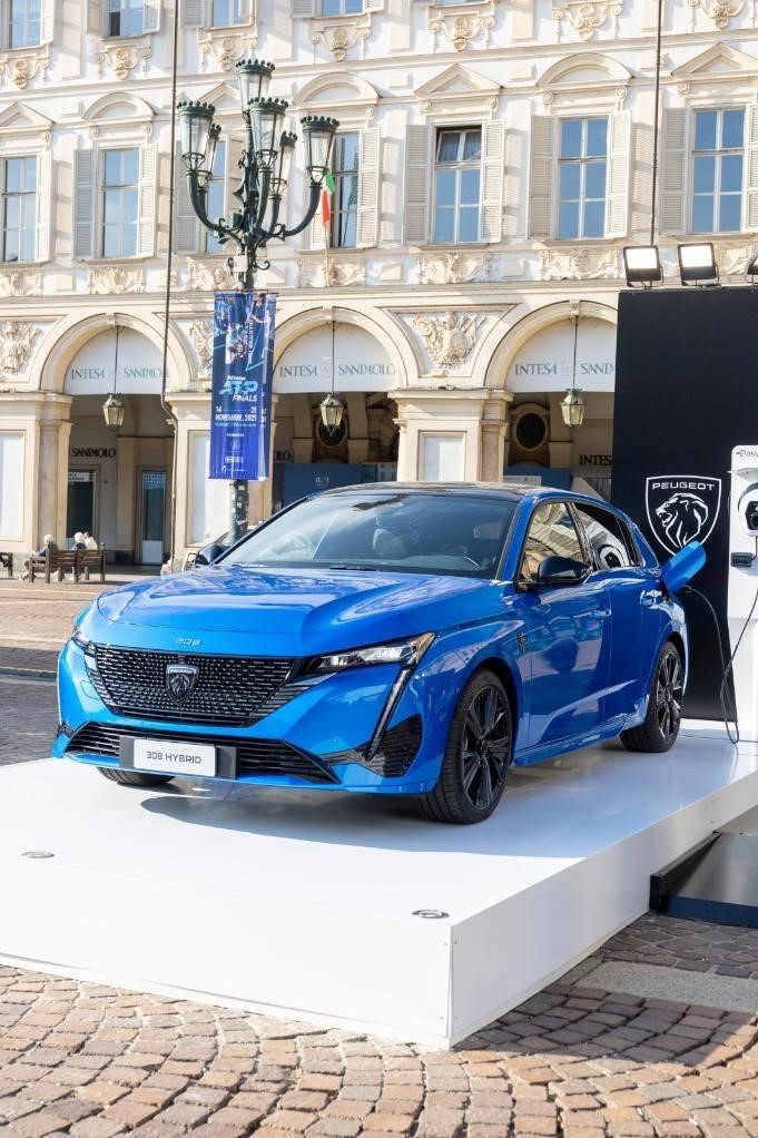 Peugeot electrifică Finala ATP de la Torino