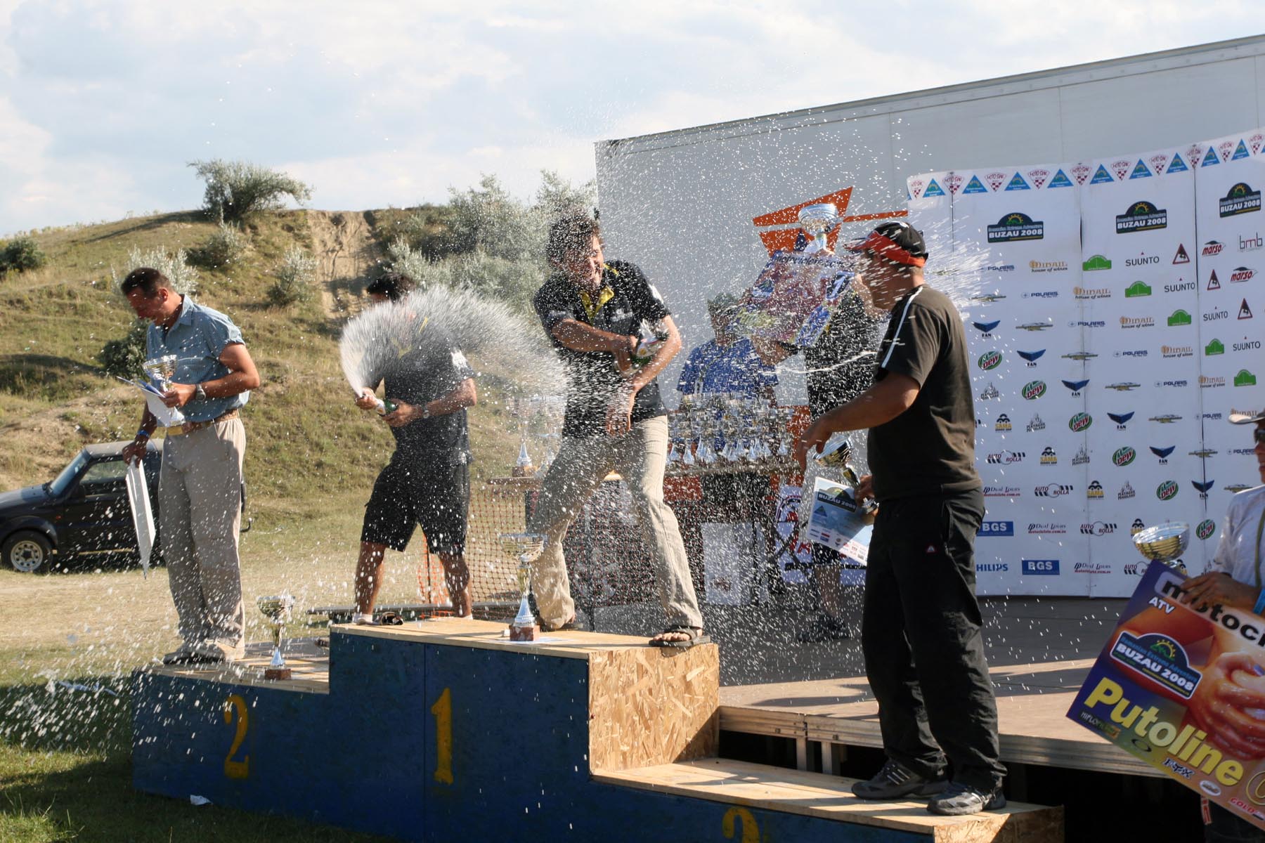 Offroad Buzau 2008 - bataie cu sampanie