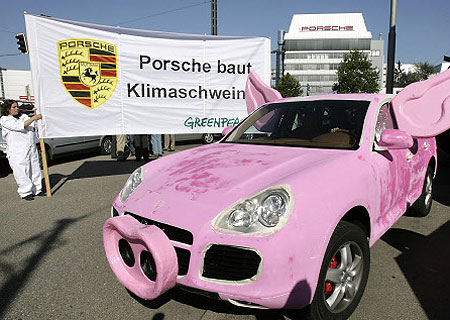 Porsche Cayenne Turbo by Greenpeace