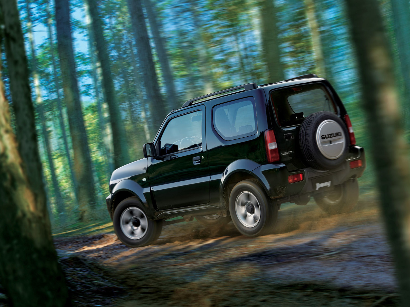 Suzuki Jimny facelift 2012 va fi lansat pe piata europeana la Salonul Auto Paris 2012 