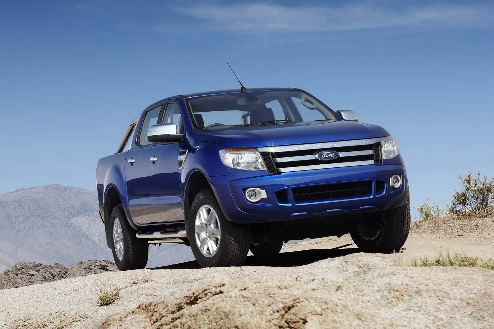 Ford Ranger va fi oferit cu doua motoare TDCI: 2,2 de 150 CP si 3,2 de 200 CP