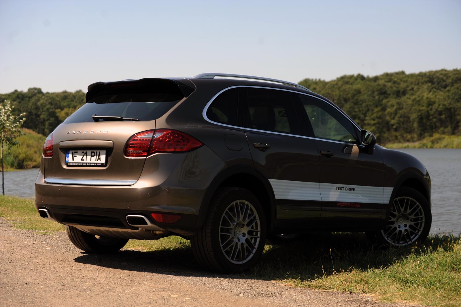 Porsche Cayenne diesel are un pret de pornire avantajos, de 68.086 euro