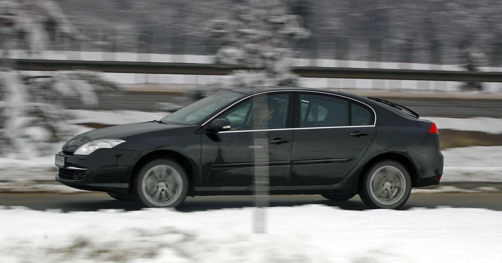 Modelul de test Renault Laguna: 2.0 dCi, 175 CP, cutie automata 6 trepte