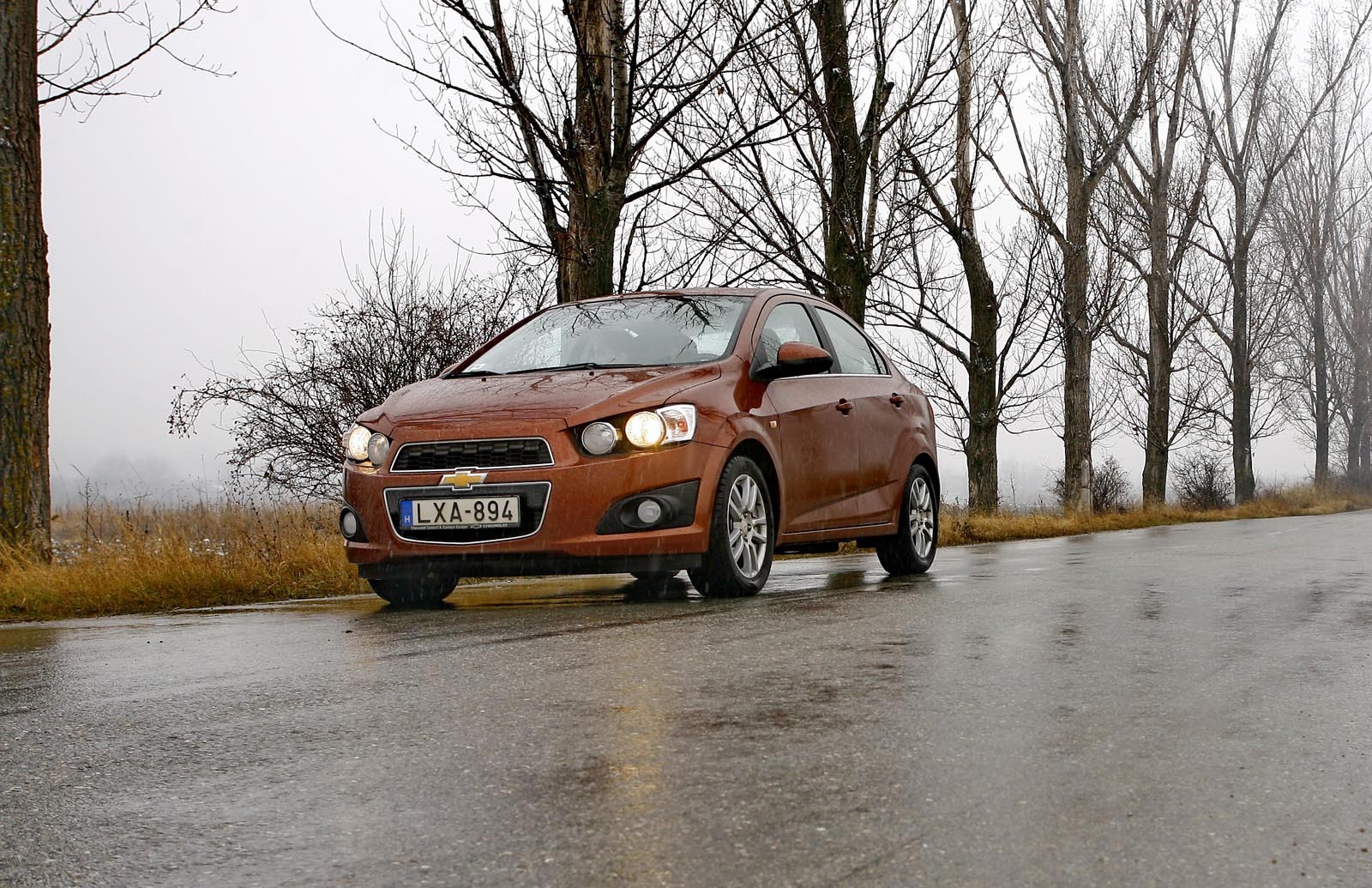 Chevrolet Aveo 1.6 AT6 - pe soselele normale ia cam 7 litri/100 km