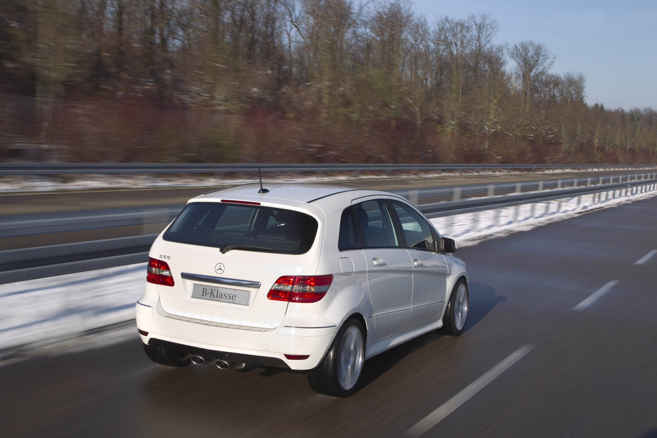 Mercedes B 55 AMG a fost realizat de o echipa de studenti internship Mercedes